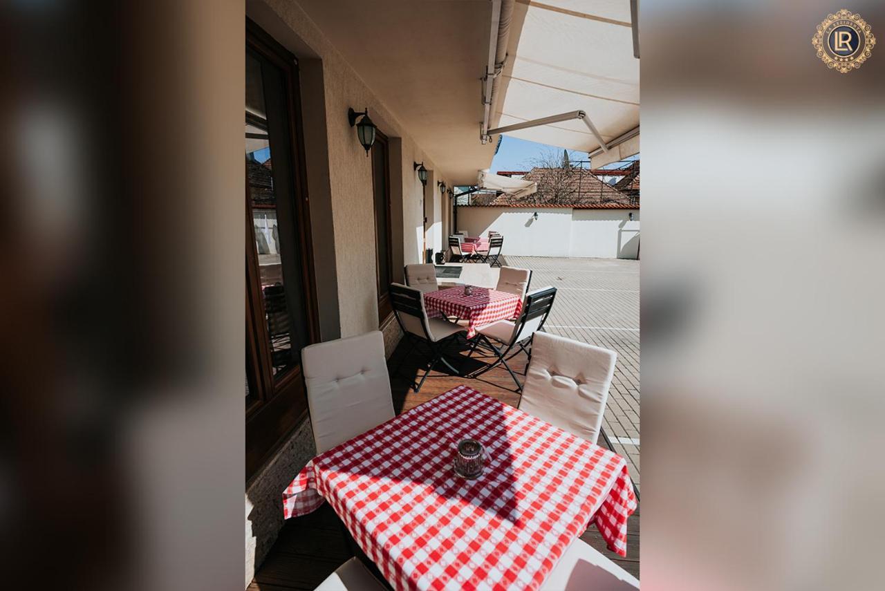 Guest house La Rezidenta 4*